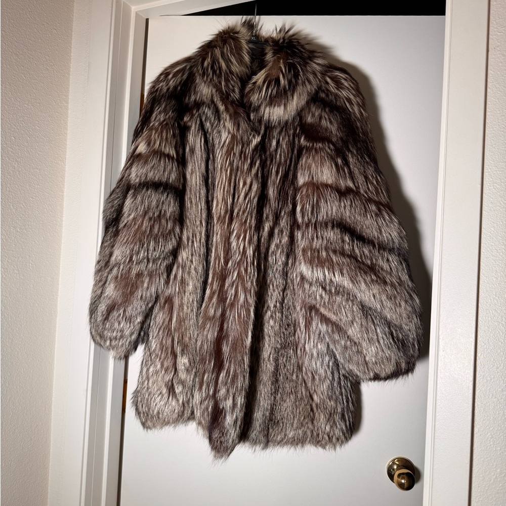 Luxurious Silver Fox Fur Coat